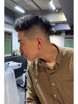 ニューオールド 三軒茶屋(NEW OLD) クレイジーウルフ擬似えりあしショート