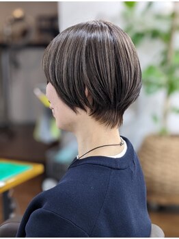 ヘアメイクボッカ(hair make Bokka)の写真/たくさんのカラー剤を取り扱っている[Bokka]だからこそ〇お客様一人ひとりに合ったカラーを提案！