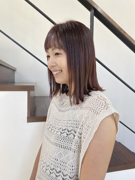 ビーヒアナウ 野々市市役所前店(BE HERE NOW N゜04) 切りっぱなしボブ