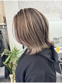 バレイヤージュ/ホワイトベージュ/ウルフカット