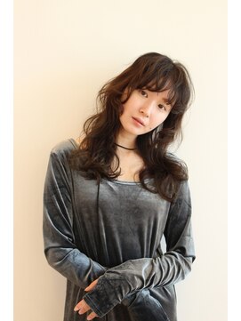リリー(Lilly) フルバング×パーマ風ウェーブ