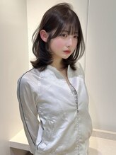 ロンプ(romp)&nbsp;レイヤーカットミディアムレイヤー顔周りレイヤーi