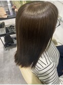 白髪ぼかし　サンドベージュ　ツヤ髪　心斎橋