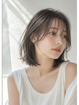 ラベストオイケ(LOVEST OIKE) 【LOVESTOIKE】ナチュラル外ハネミディ×透明感グレージュ