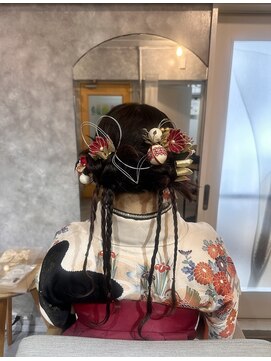 サーディースリーエーカーズヘアスタジオ(33Acers Hair Studio) ツインタイトカチモリ