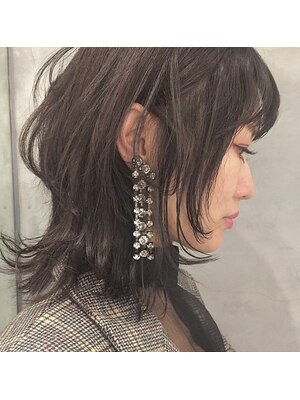 髪クセの原因を見極め必要なケアをご提案。髪のお悩みは【hair's rea-list】のプロフェッショナルにお任せ!