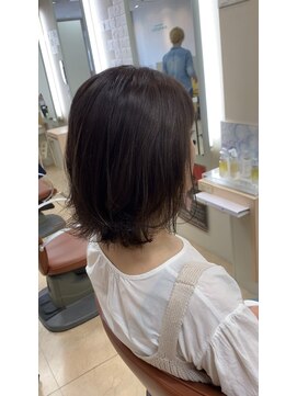 エイミー バイ ハセ(Aimee by HASE) マロンベージュ 外ハネミディアム