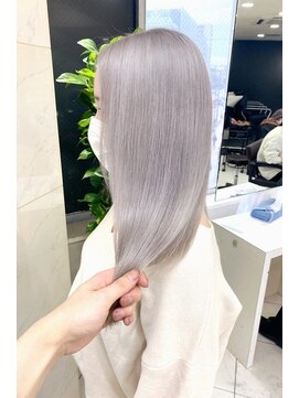 リア 大阪梅田(Ria) ～シルバーカラー～【Ria 大阪 梅田】