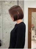 首が綺麗に見えるボブ　切りっぱなしボブ　ラベンダーブラウン