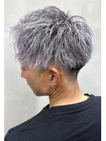 ダズルヘアーエイチ(DAZZLE hair H)&nbsp;ショートヘア×シルバーホワイトメッシュ