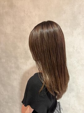 ヘアースペースブルームエア HAIR SPACE BLOOM Ea 【ハイライトで素敵に】透明感アッシュベージュ
