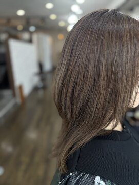 オロ(ORO) フォギーベージュ×ハイライト