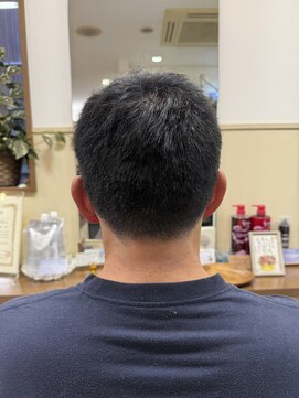 コアフィールフィス(COIFFURE fils) 新規お得クーポンあり【見附　今町】短めメンズスタイル