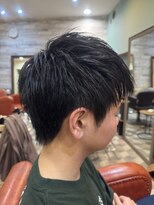 ヘアメイクアクト 都賀店 めいっぱい量を減らした高校生カット