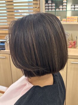 ピサンリ(pissenlit)の写真/年齢を重ねるほど、もっとおしゃれに◇白髪を活かす、新スタイルへ!潤い×透明感で“あなたらしさ”が輝く!