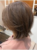 40代からの外ハネ短めボブ