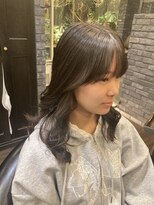 モナン 海老名(Monan)&nbsp;黒髪 レイヤーカット 顔まわりレイヤー 韓国ヘア 似合わせ