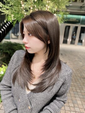 クム(kumu) 【kumu】 ロングレイヤー/顔周りカット/栄/名古屋