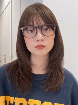 ミディアム小顔レイヤー