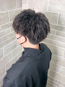 ルシエ(LUCIE) ツイストスパイラルパーマショートマッシュ