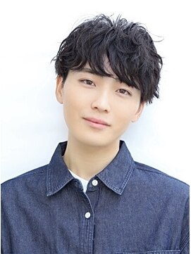 ソレイユ(Soleil) 30代40代50代ビジネスヘアスーツに似合う清潔感マッシュパーマ