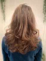 ダマーニ 表参道(DAMANI)&nbsp;デザインカラー×くせ毛を生かしたカールスタイル