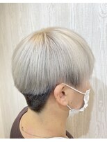 テーラヘアー 南行徳店(TELA HAIR) 一度は試したくなるスタイル=ホワイトシルバー♪【南行徳】