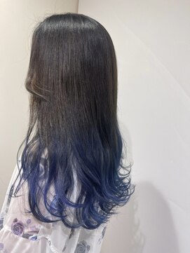 ベルクープス 天王寺店(Belle Coupes) 【Bellecoupes】垣谷千佳  グラデーション ネイビーブルー