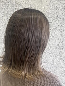 スリー(THREE) 裾カラー