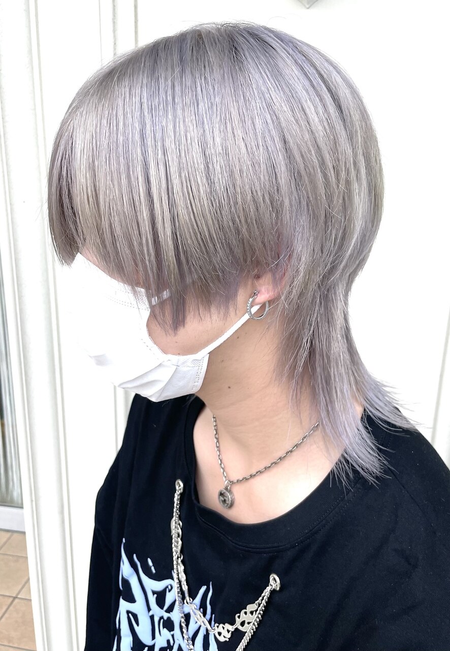 中性的ウルフ ホワイトシルバーm：L185200084｜ホットペッパービューティー