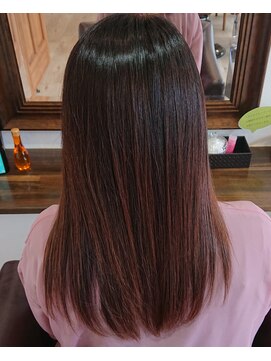 グリーン(Green) ダークカラー根元リタッチ&髪質改善メテオトリートメント