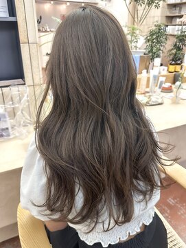 パークレーン アイス イヴェン(park lane ICI yeven) ブリーチなしカラー　くすみベージュ　グレージュ/momoka