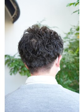 チェロ(CHERO) ★メンズパーマカット★スパイラルパーマ