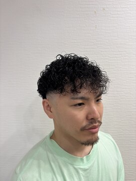 Men's Salon Grade One【メンズサロングレードワン】 スキンフェード×スパイラルパーマ