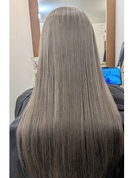 ポコアポコ(poco a poco) 【透け感カラー】ブリーチ1回＋オンカラー ￥17,000