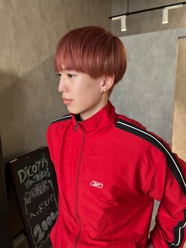 ディコ(Dico) ピンクヘアー　ハイトーンカラー　メンズカット