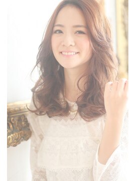 リアンバイアリュール(Lian by Allure) 【ほつれウェーブ×透明感】ヌーディカラーで