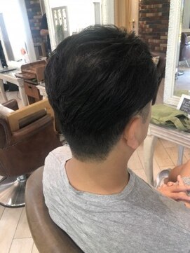 ネオリーブシェリエ 浅草店(Neolive cherie) 大人男子の刈り上げスタイル