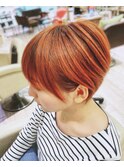 ショートカット&オレンジカラー