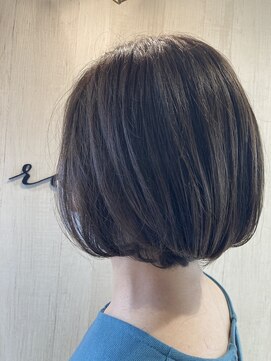 リゾートフォーヘアー 嵯峨店(ReSORT FOR HAIR) 丸みショートボブ