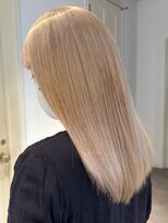 ベレーザ 渋谷(BELEZA)&nbsp;3959ミルクティーアッシュ艶髪シルキーベージュハイトーンカラー