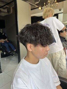 アイズ 海老名(AIZU) ツイストスパイラルパーマ　ツイストパーマ　スパイラルパーマ