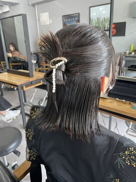 ウェイビー 桜木町店(WAVY) 【WAVY hair set】韓国風カチモリハーフアップ