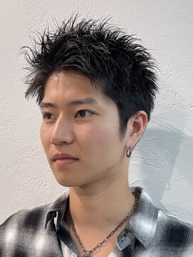 フイ 恵比寿(Hui) アップバングショート/スパイキーショート