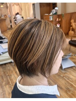 リングアリング(Ring a Ring)の写真/年齢とともに気になる白髪もしっかりカバー◎大人女性のお悩みに寄り添いぴったりのカラーをご提案します。