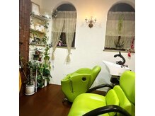 ドクターモモ(Dr.MOMO)の雰囲気（ゆったりバックシャンプーとサイドシャンプーが選べます）