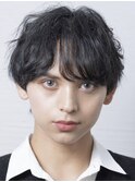憂いを帯びたアンニュイマッシュ×メンズメイク