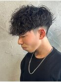 スペインカールメンズパーマ外国人風パーマフェードバーバー眉毛