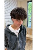 波巻きパーマスパイラルパーマ韓国系カジュアルマッシュ