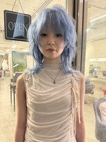ノラ シンディ(NORA CYNDY) ペールブルーライトブルー水色カラーくすみブルーハッシュカット